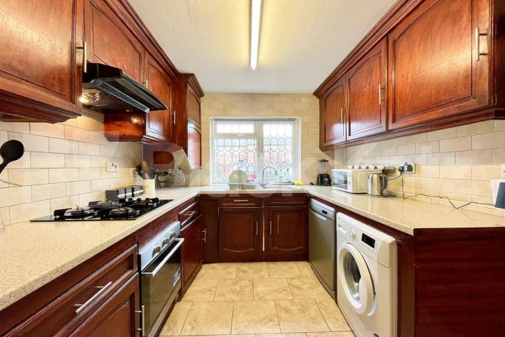 Mid-Century house prime SE1 location  Rothsay Street , London Bridge